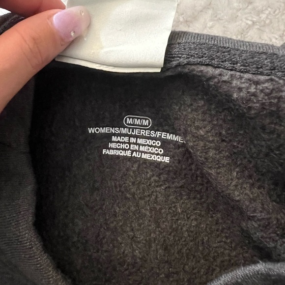 Fanatics Women's NHL Vegas Golden Knights Pullover Graphic Hoodie - Picture 4 of 5